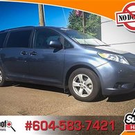 2014 Toyota Sienna LE With 46,762 clai...