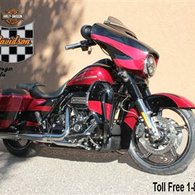 2017 Harley-Davidson FLHXSE CVO