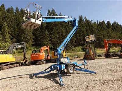 2010 Genie TZ34-20 Towable lift