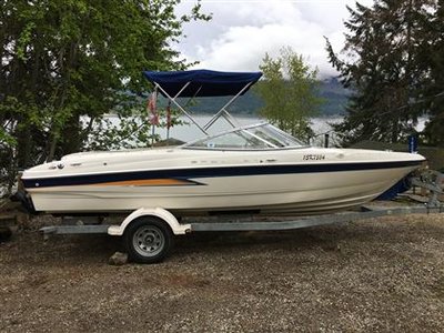 2004 Bayliner 205