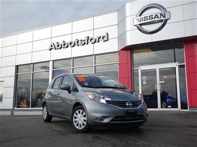 2015 Nissan Versa Note S w/ Bluetooth