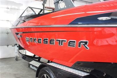 2014 Malibu WAKE SETTER 23LSV