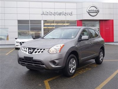 2013 Nissan Rogue S w/ AWD