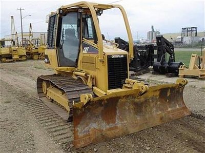 2005 Caterpillar D3G LGP