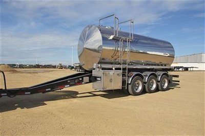 2016 Matrixx 110 bbl Potable Water Pup Trailer