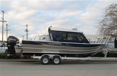 2017 Weldcraft 240 Ocean King