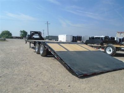2017 PJ Trailers LY 32' GOOSENECK SAFEST & EASIEST WAY TO LOAD EQUIPMENT WITH THE HY