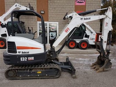 2015 Bobcat E32