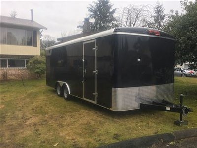 2016 TNT Trailer car hauler