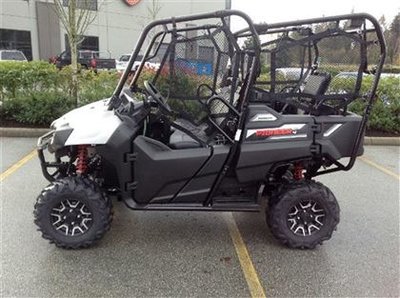 2017 Honda Pioneer 700-4 Deluxe